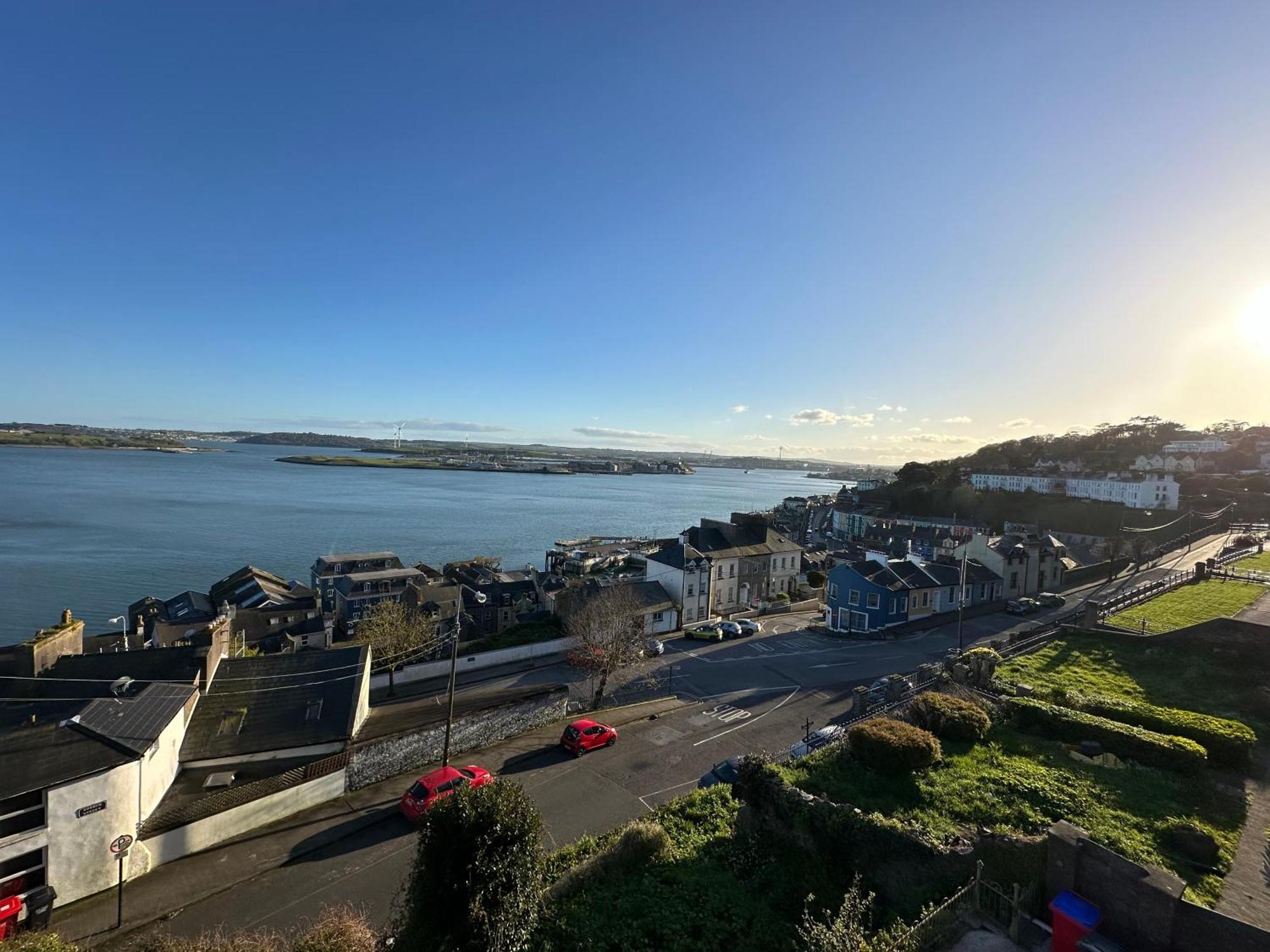 Hotel Westways House Cobh Exterior foto